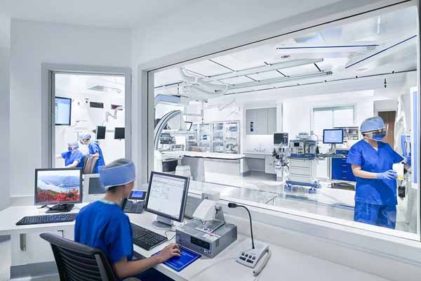 獨立醫(yī)學(xué)實驗室和醫(yī)院檢驗科哪個好