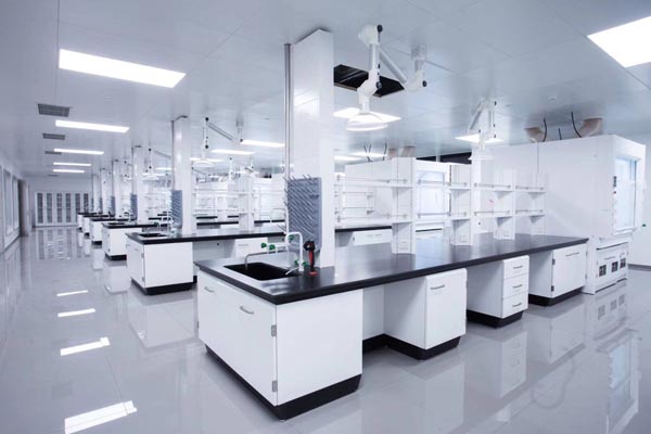 生物安全實(shí)驗(yàn)室設(shè)計(jì)與建設(shè)應(yīng)考慮哪些因素?