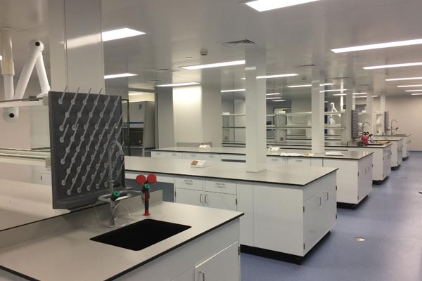 實(shí)驗(yàn)室設(shè)計(jì)和建設(shè)指南哪個(gè)好